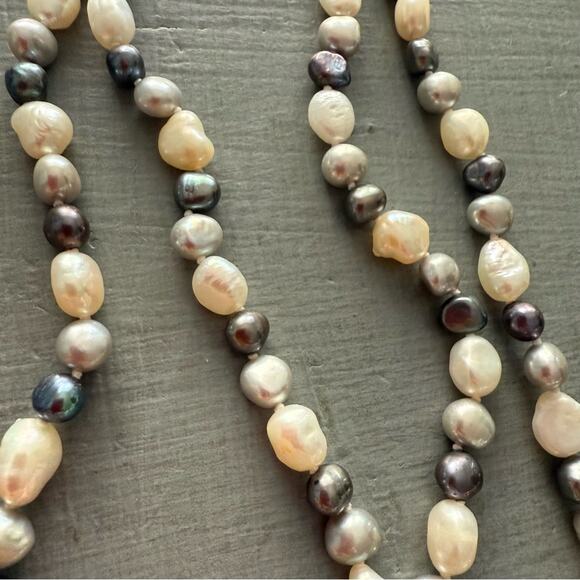 Multi Colored Pearl Necklace - Picture 6 of 9